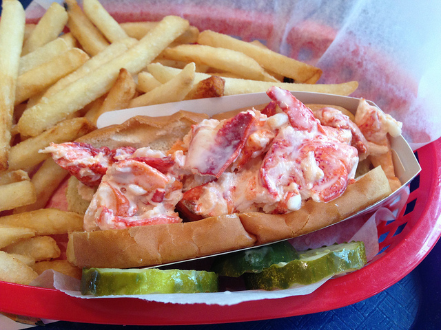 Find Fast-Casual Seafood for Low Prices at Luke’s Lobster Details