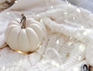 No-Carve Pumpkin Decorating DIYs for Grown-Ups Blog List3