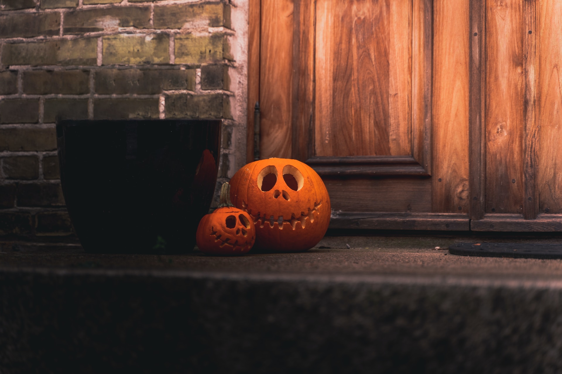 Goblins, Ghouls, and Goofballs Embracing Halloween at Twenty|20  Details